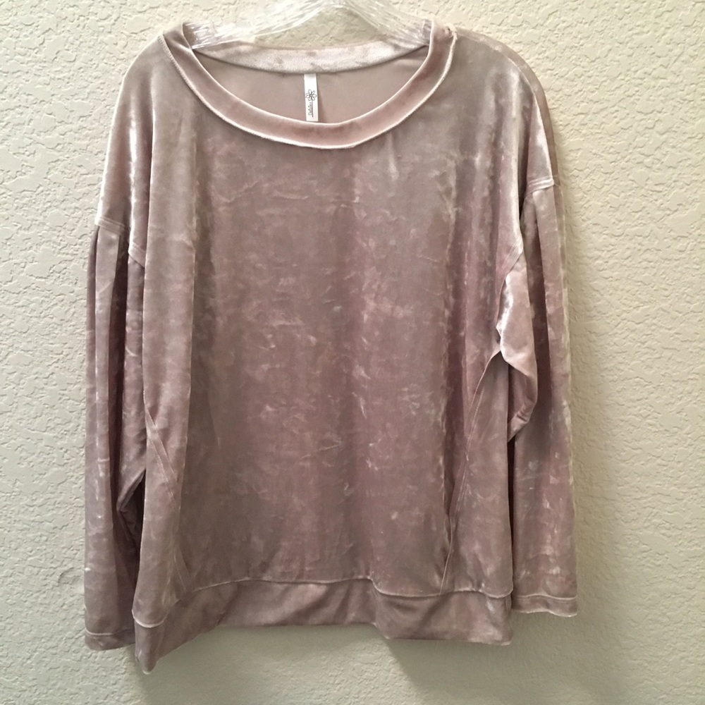 Crinkle Velvet Long Sleeve Top